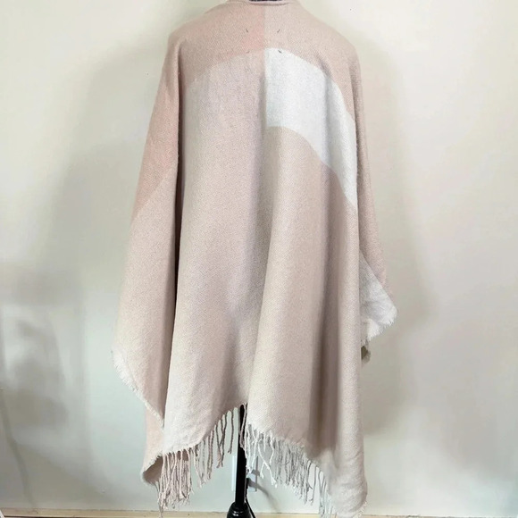 SOIA & KYO Woven Scarfigan Cardigan Wrap Scarf - Picture 7 of 9
